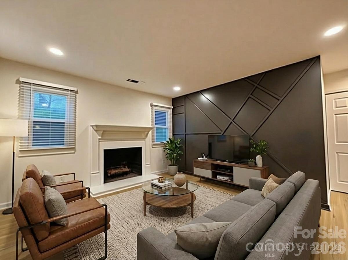 8635 Crows Nest Lane