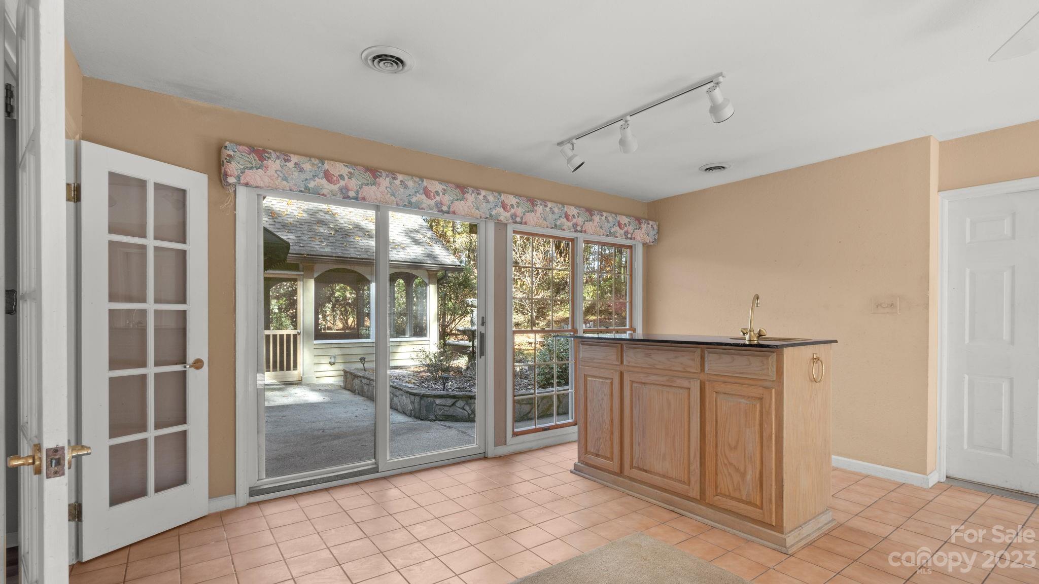 Black Horse Run - Residential