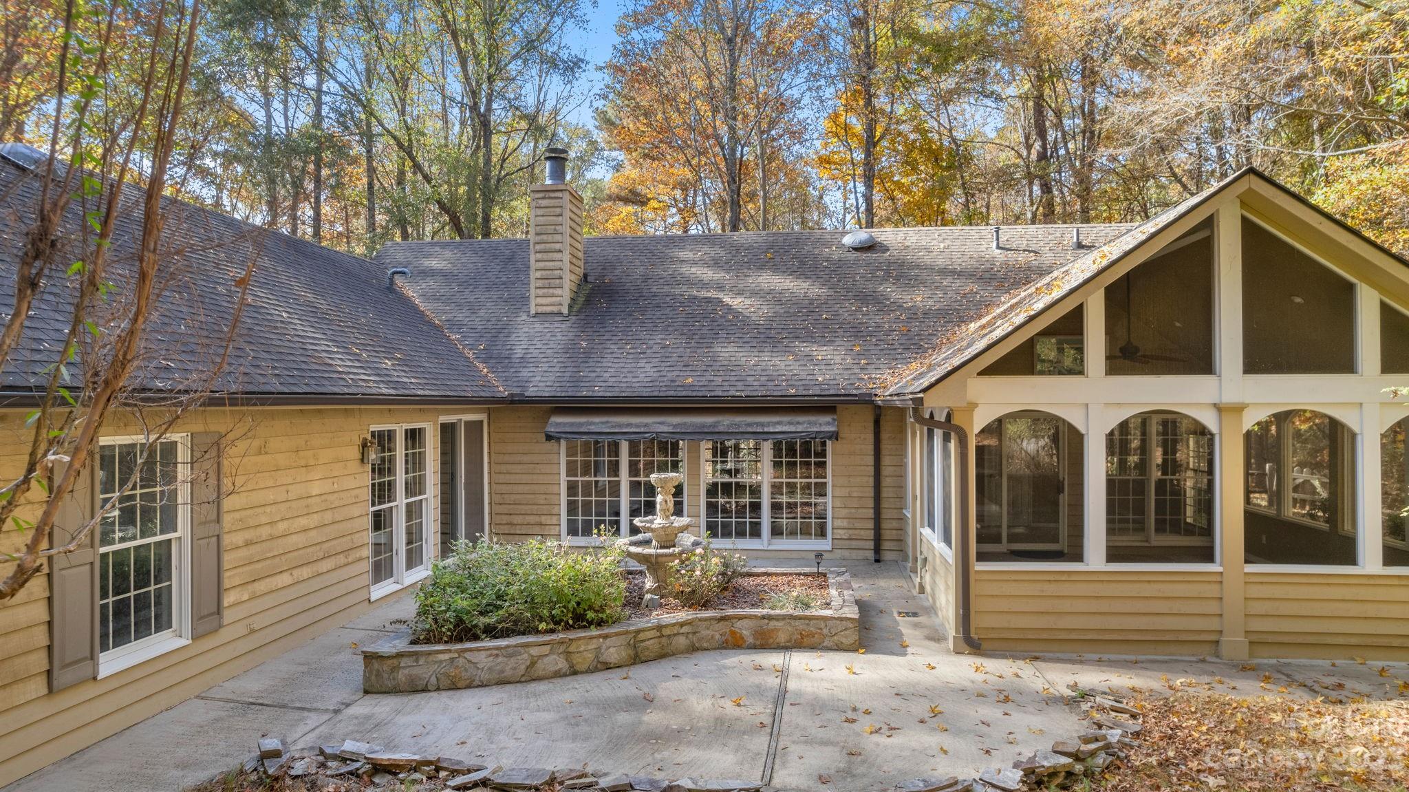 Black Horse Run - Residential