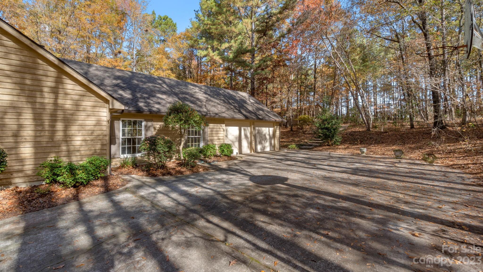 Black Horse Run - Residential