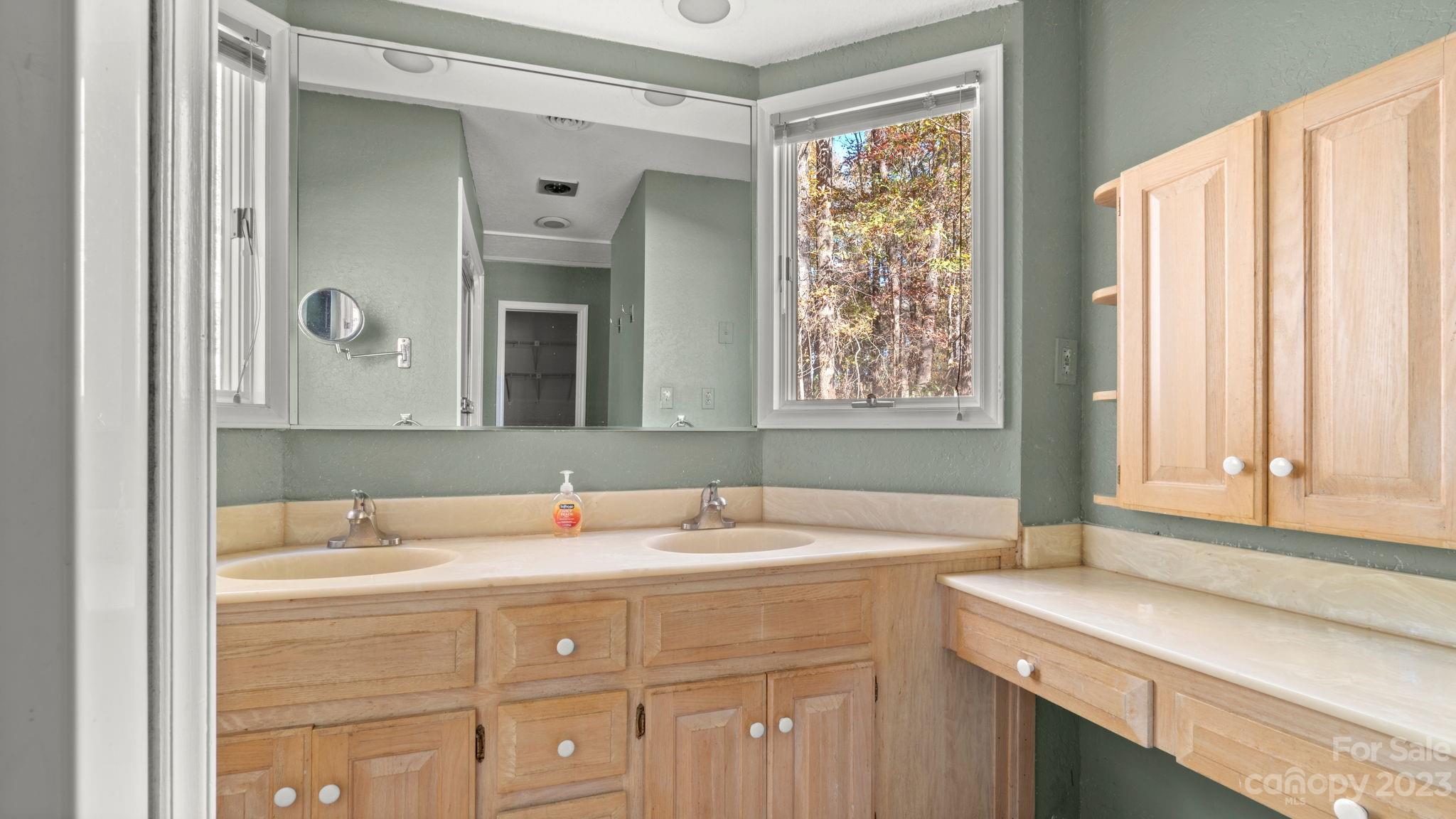 Black Horse Run - Residential