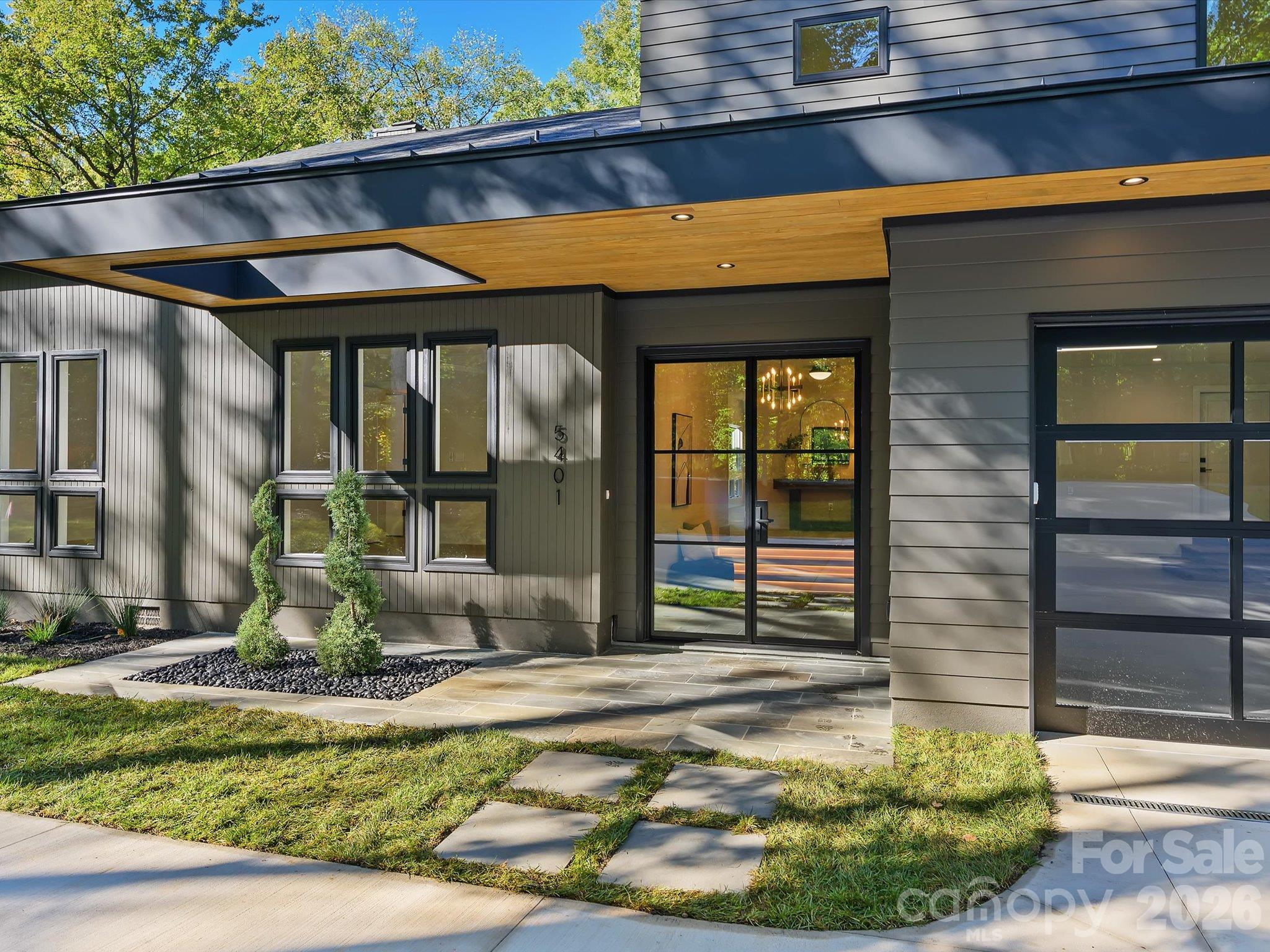 5401 Lancelot Drive