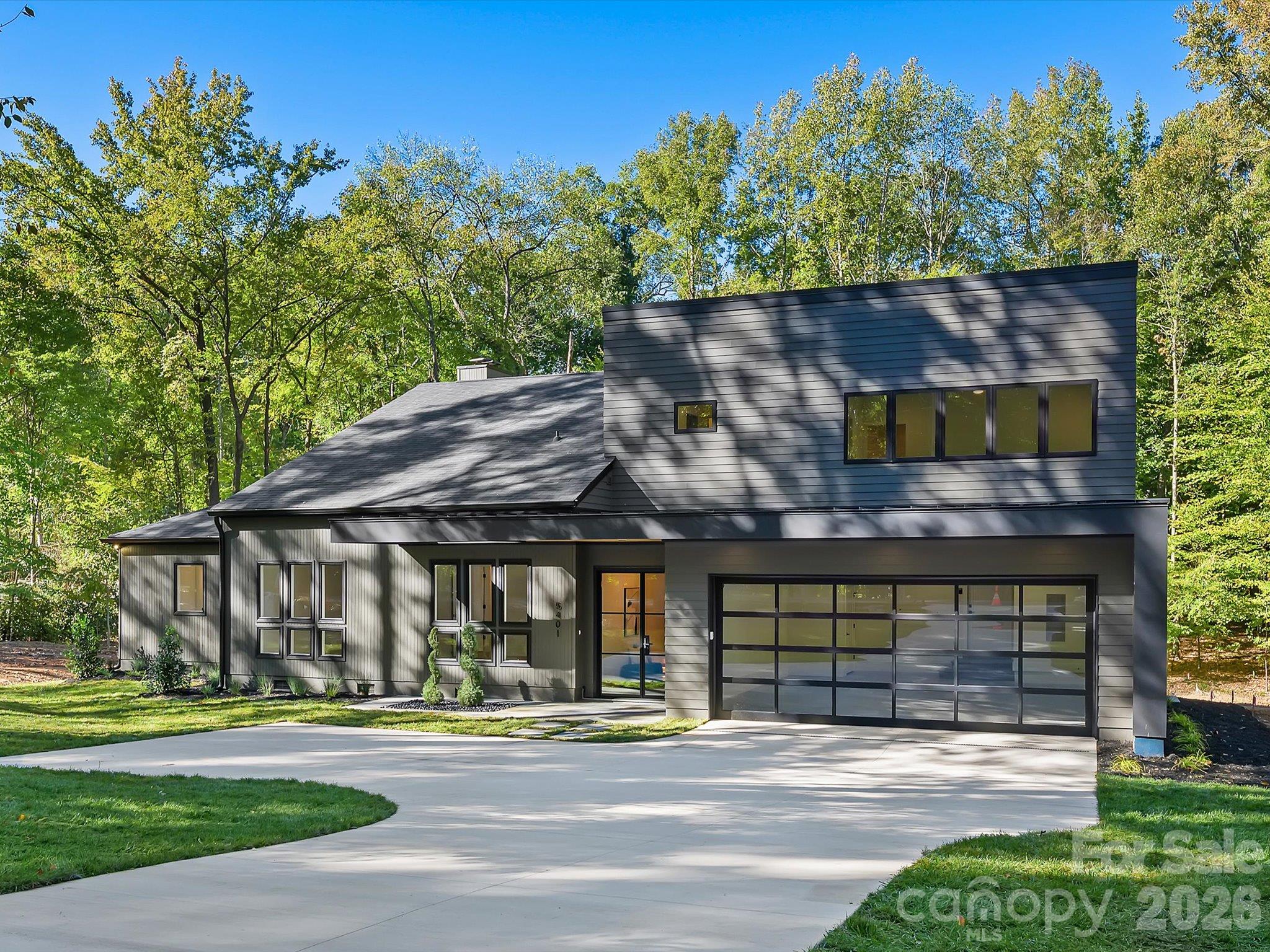 5401 Lancelot Drive