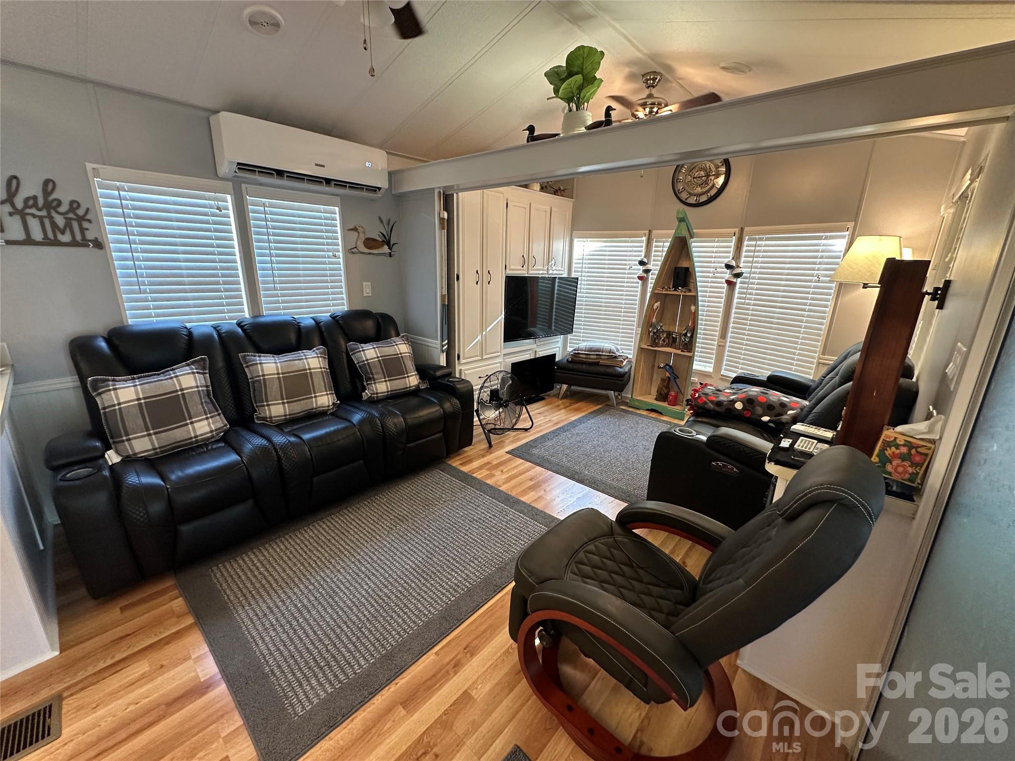 104 Dove Lane