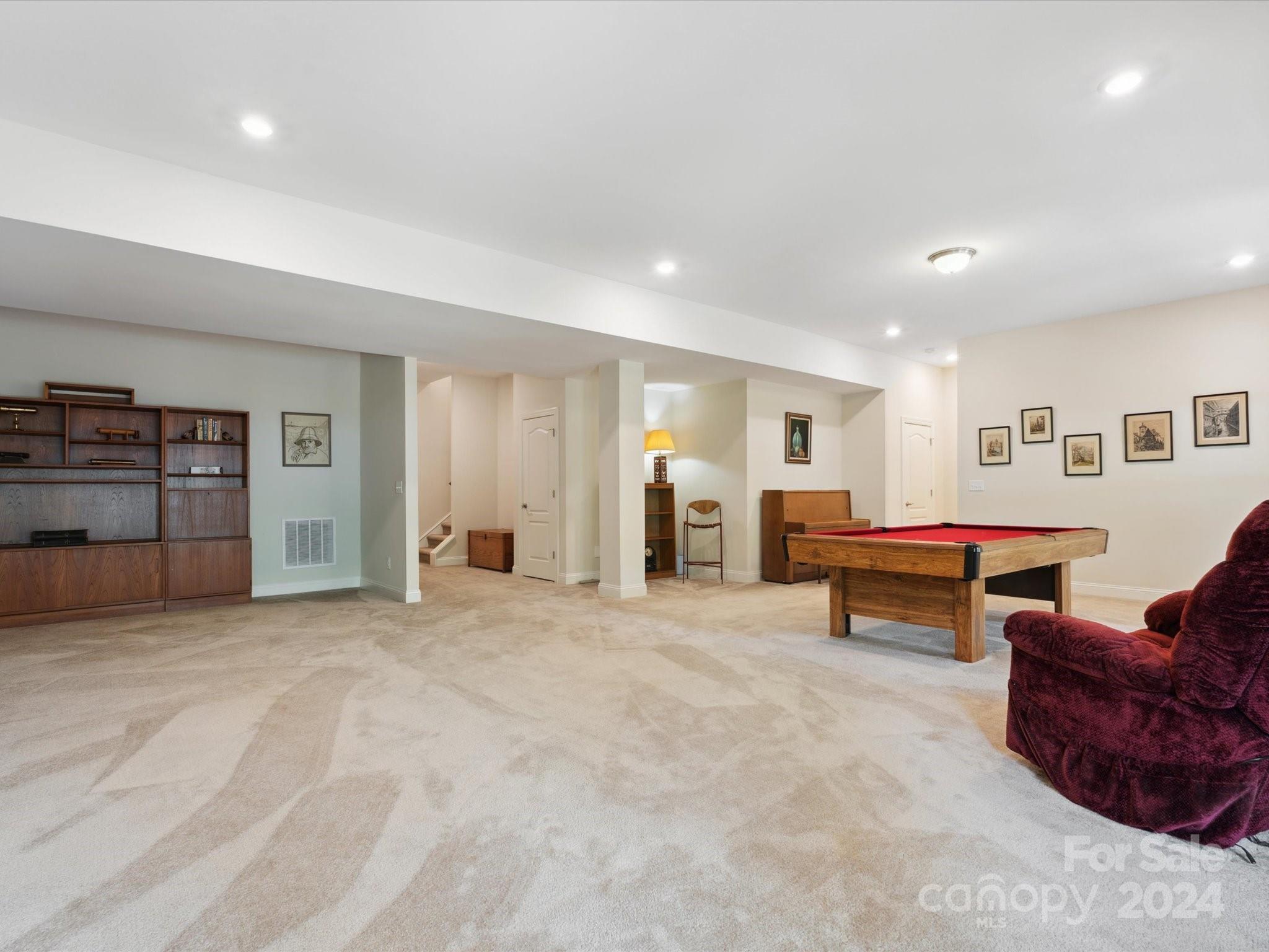 The Preserve At Riverchase - Residential