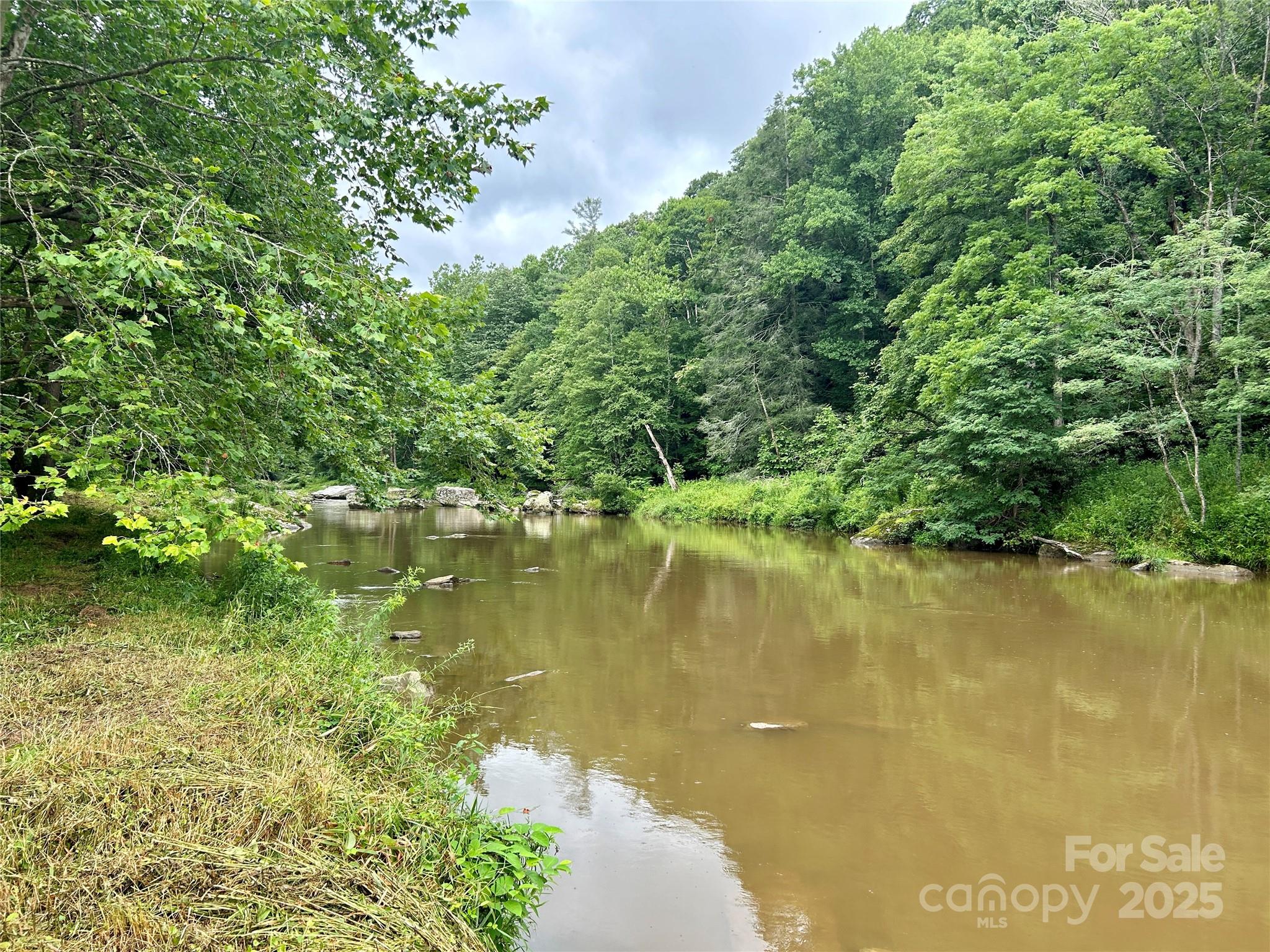 Sugar Grove, North Carolina 28679, United States, ,Land,Under Contract,50165