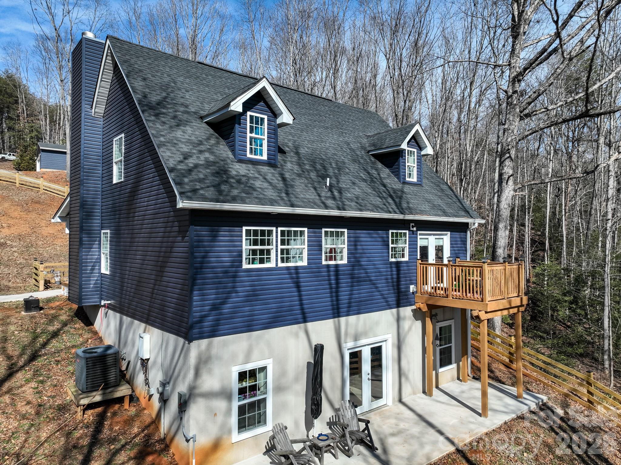 Fern Valley Falls - Residential