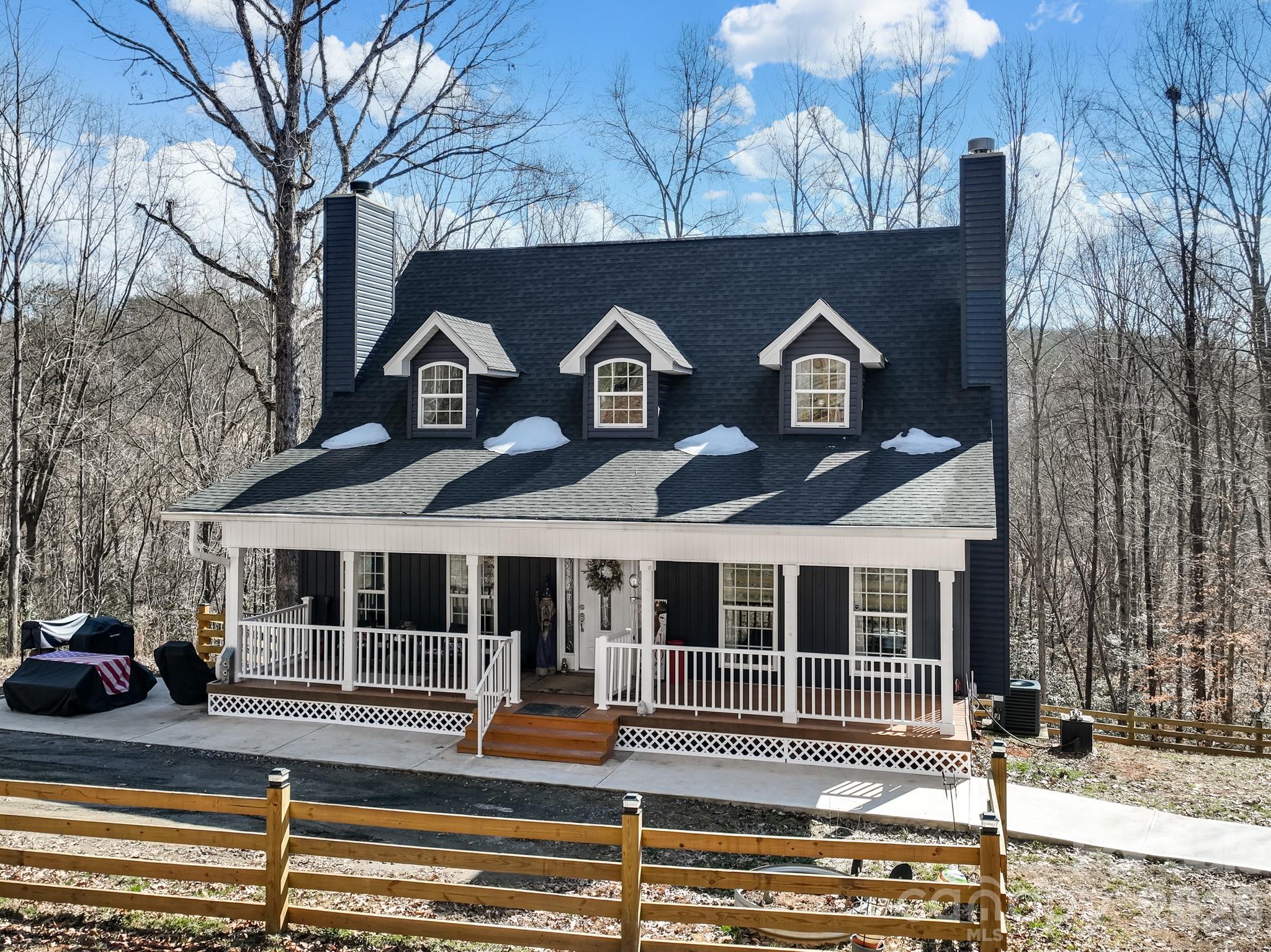 Fern Valley Falls - Residential