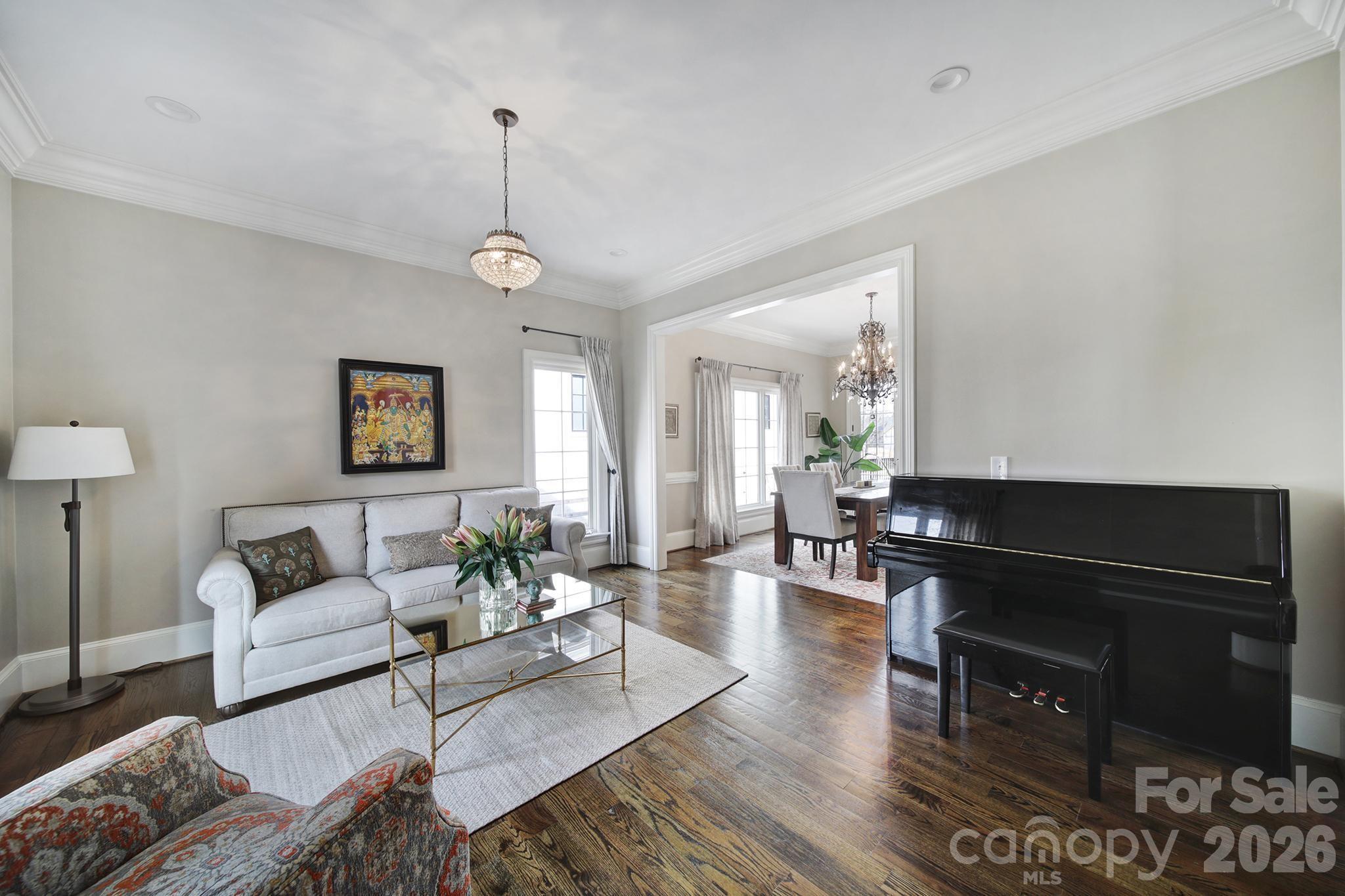 8000 Skye Lochs Drive