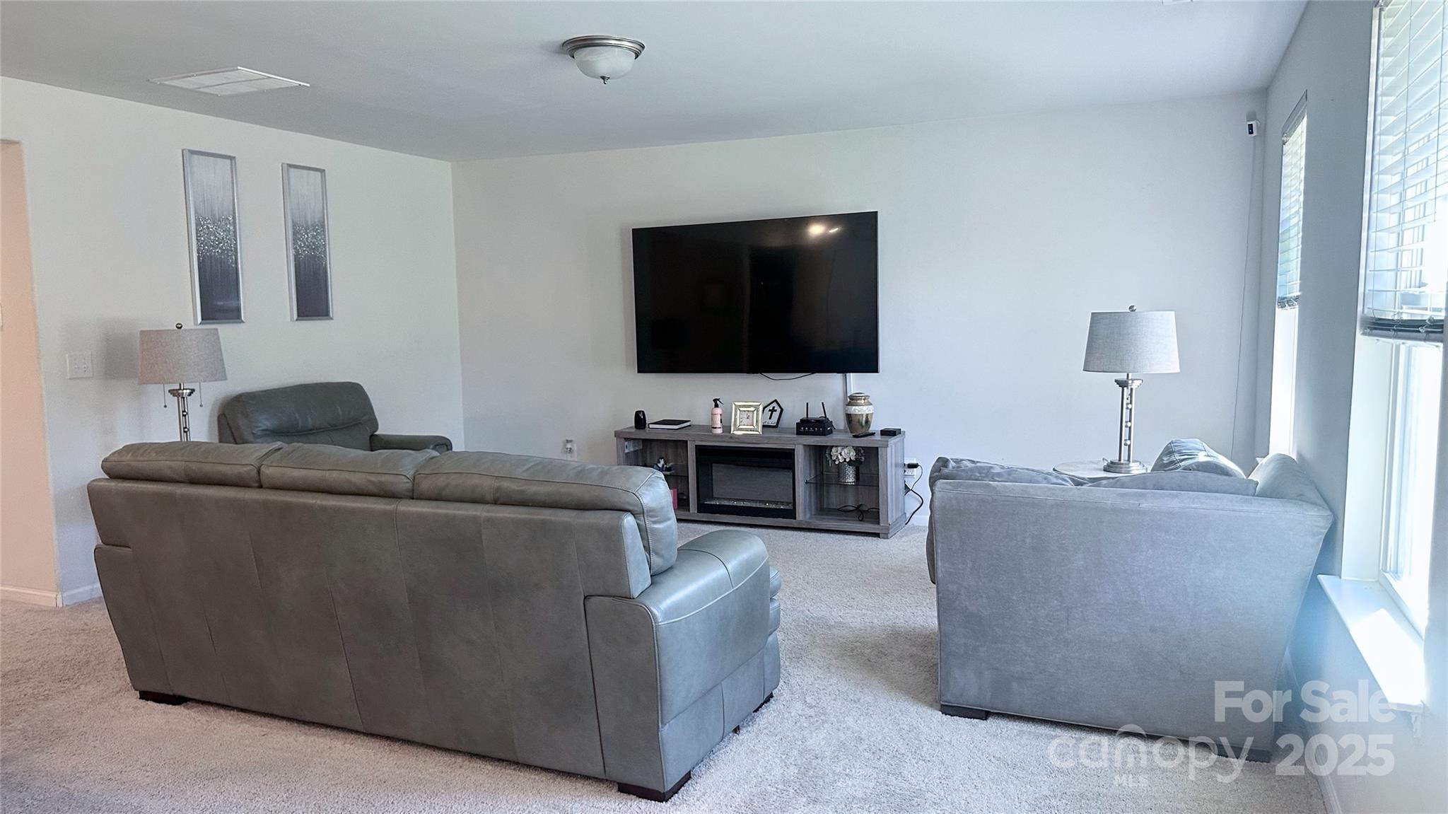 102 Roseborough Road