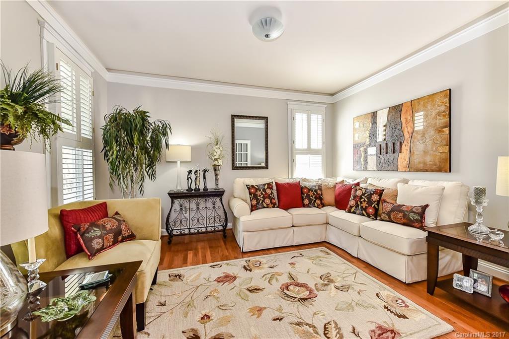 Lake Shore - Residential