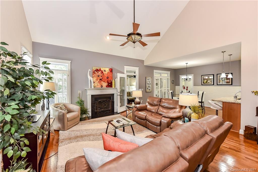 Lake Shore - Residential