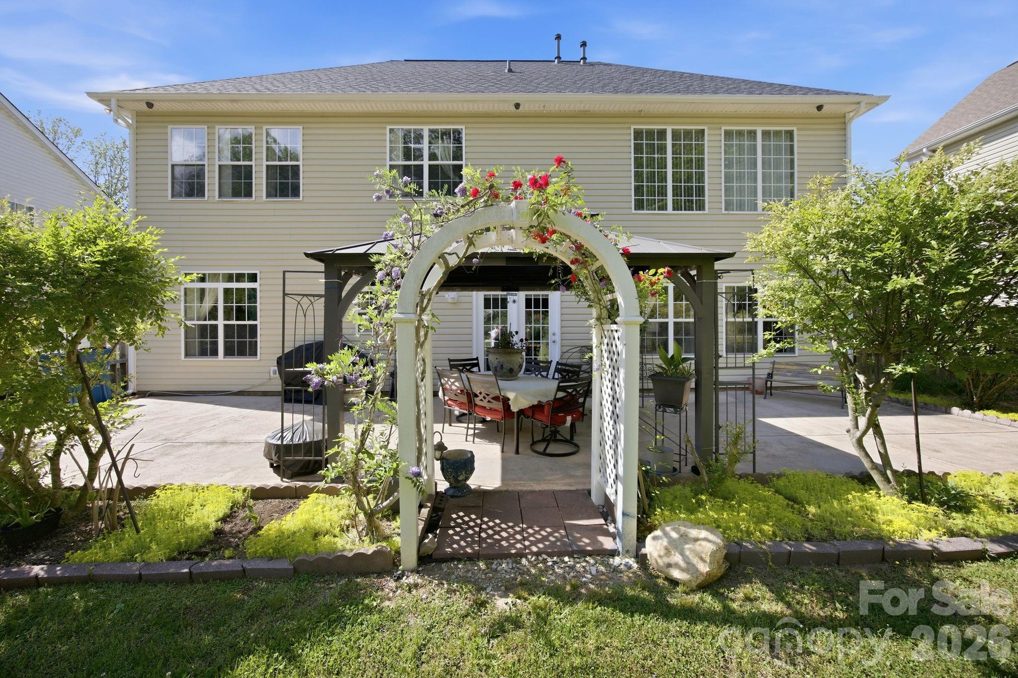 Poplar Woods - Residential