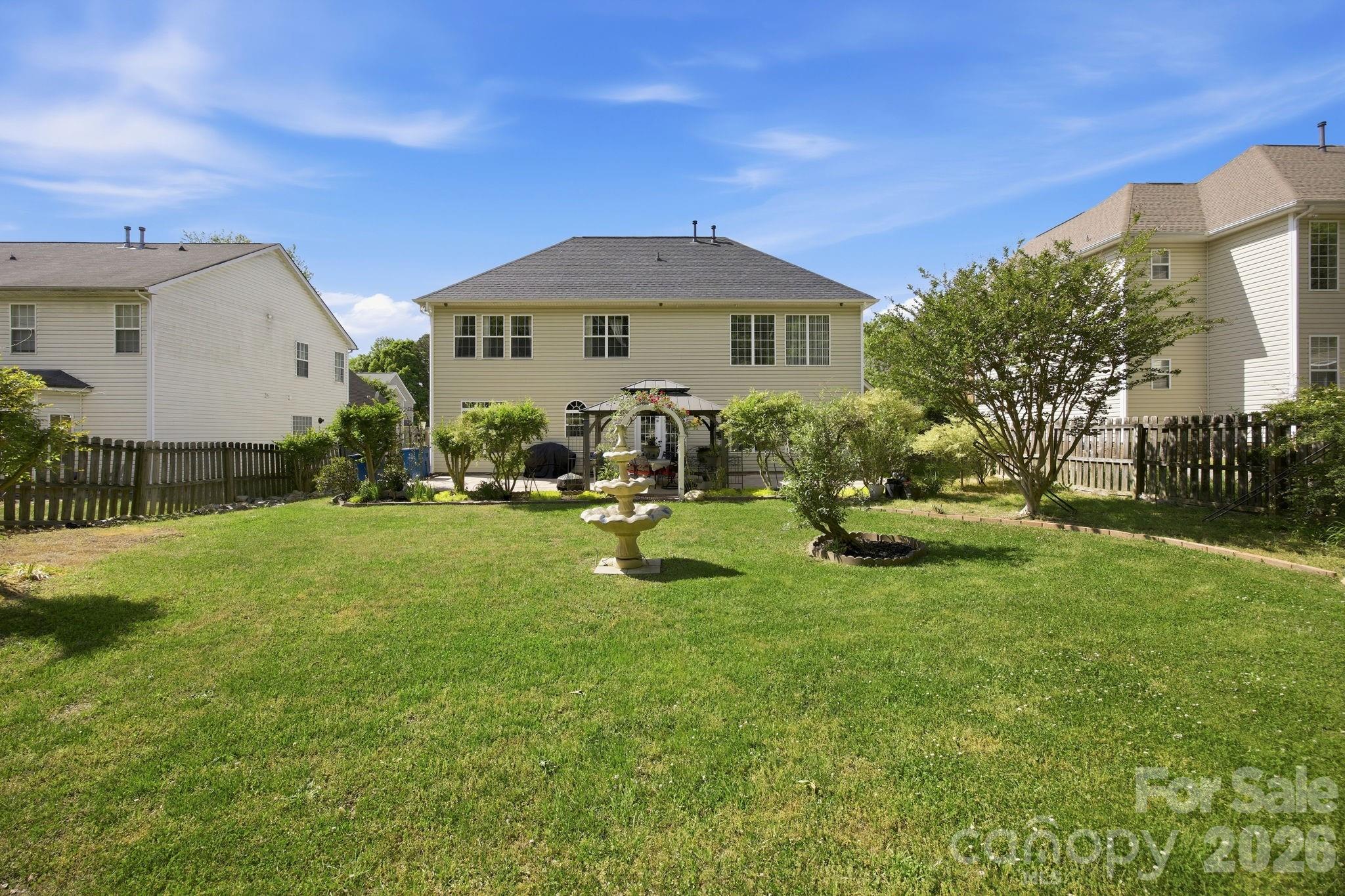 Poplar Woods - Residential