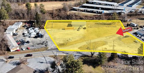 802 S Grove Street Hendersonville NC 28792