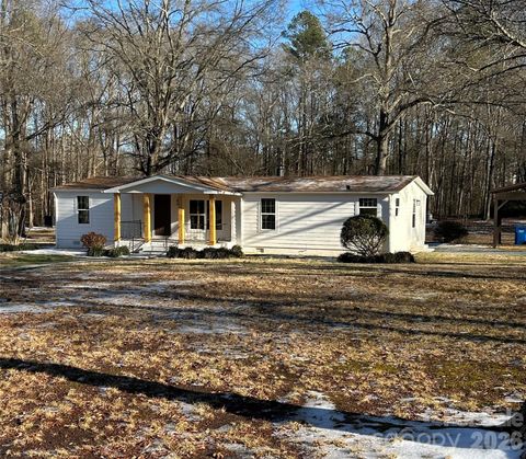 Photo of 13215 Peppercorn Lane, Midland, NC 28107 (MLS # 4336515)