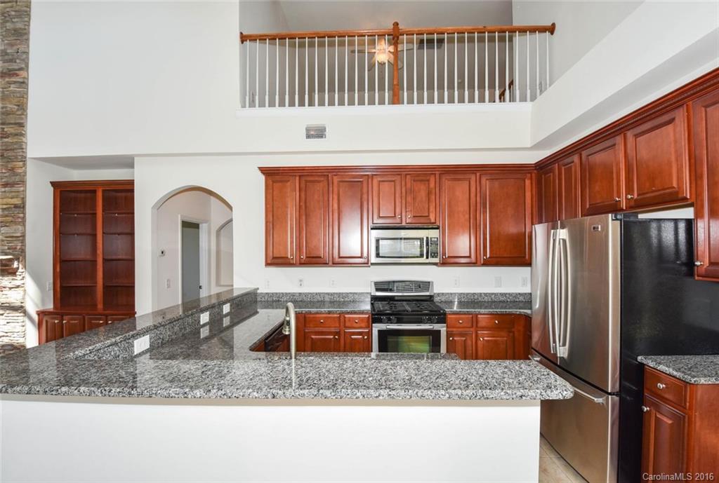 Lake Shore - Residential