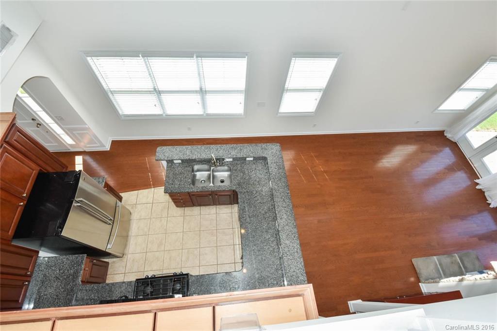 Lake Shore - Residential