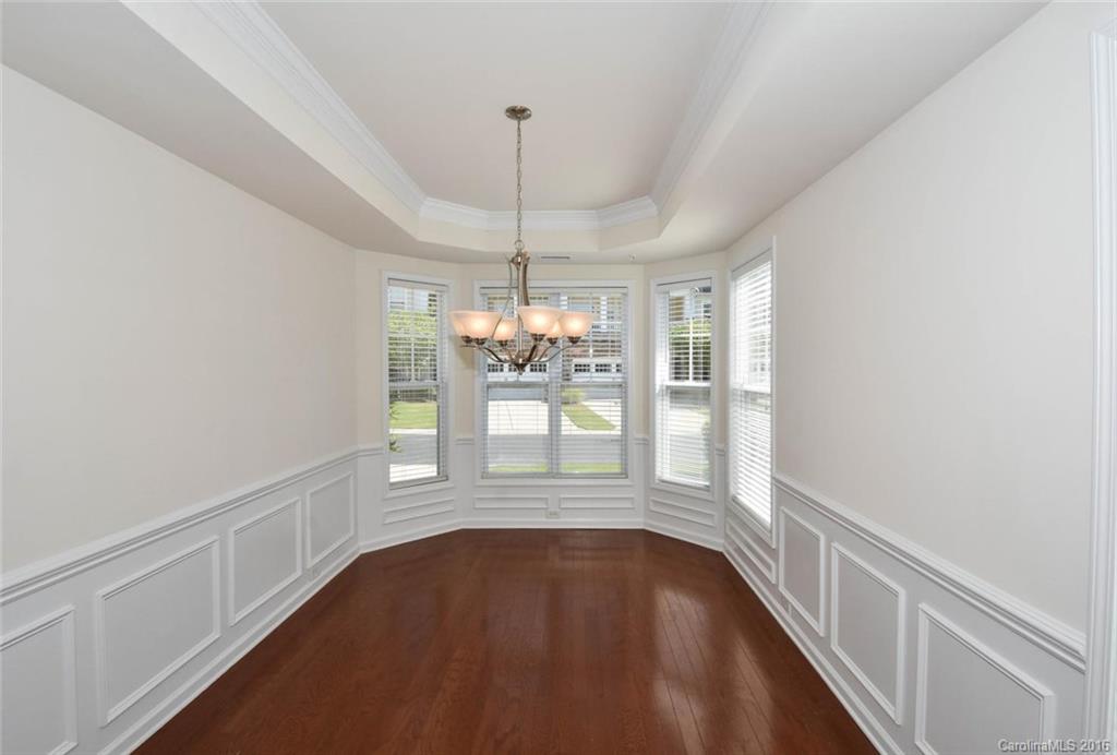 Lake Shore - Residential