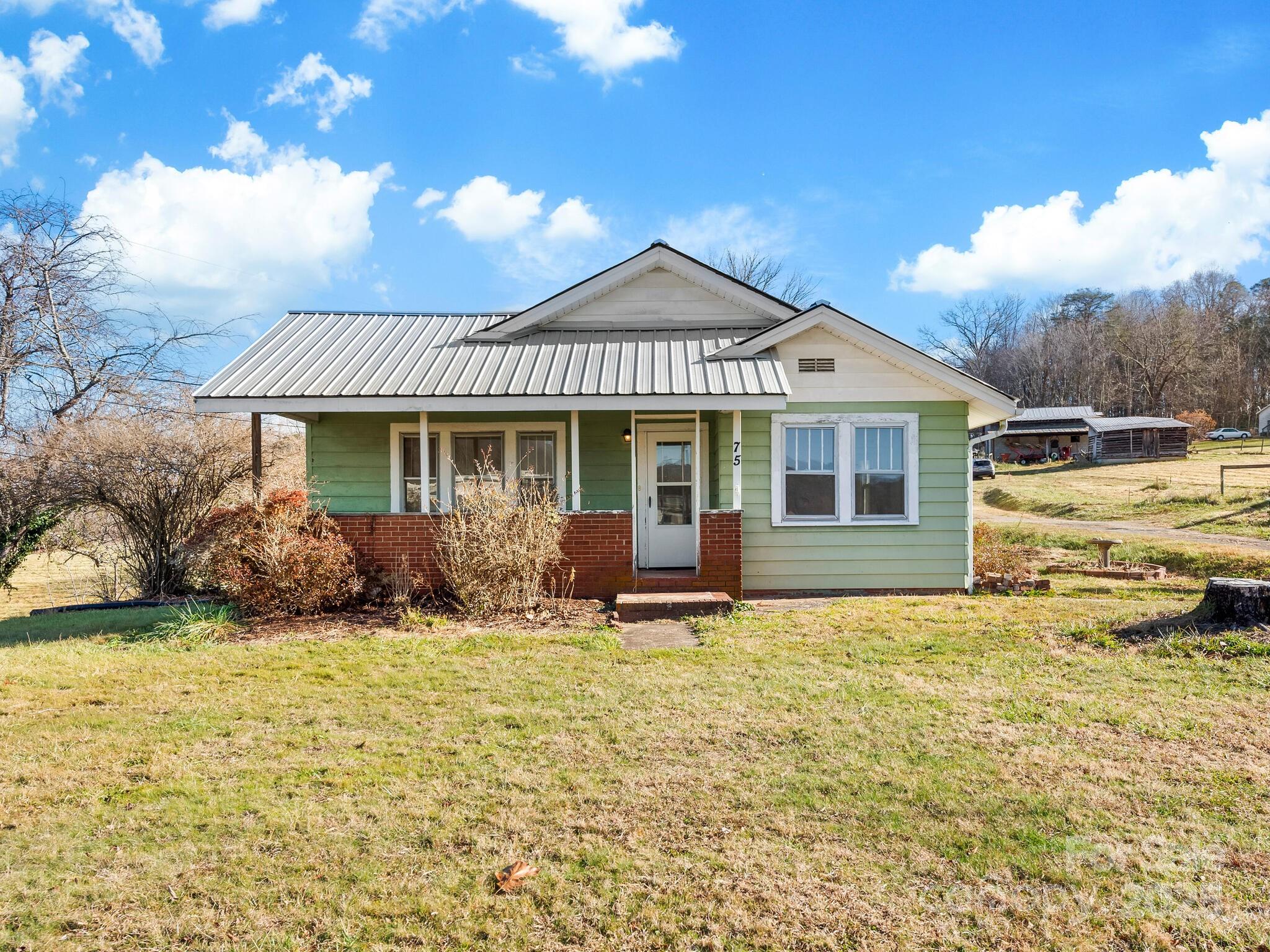 71 Lower Glady Fork Road