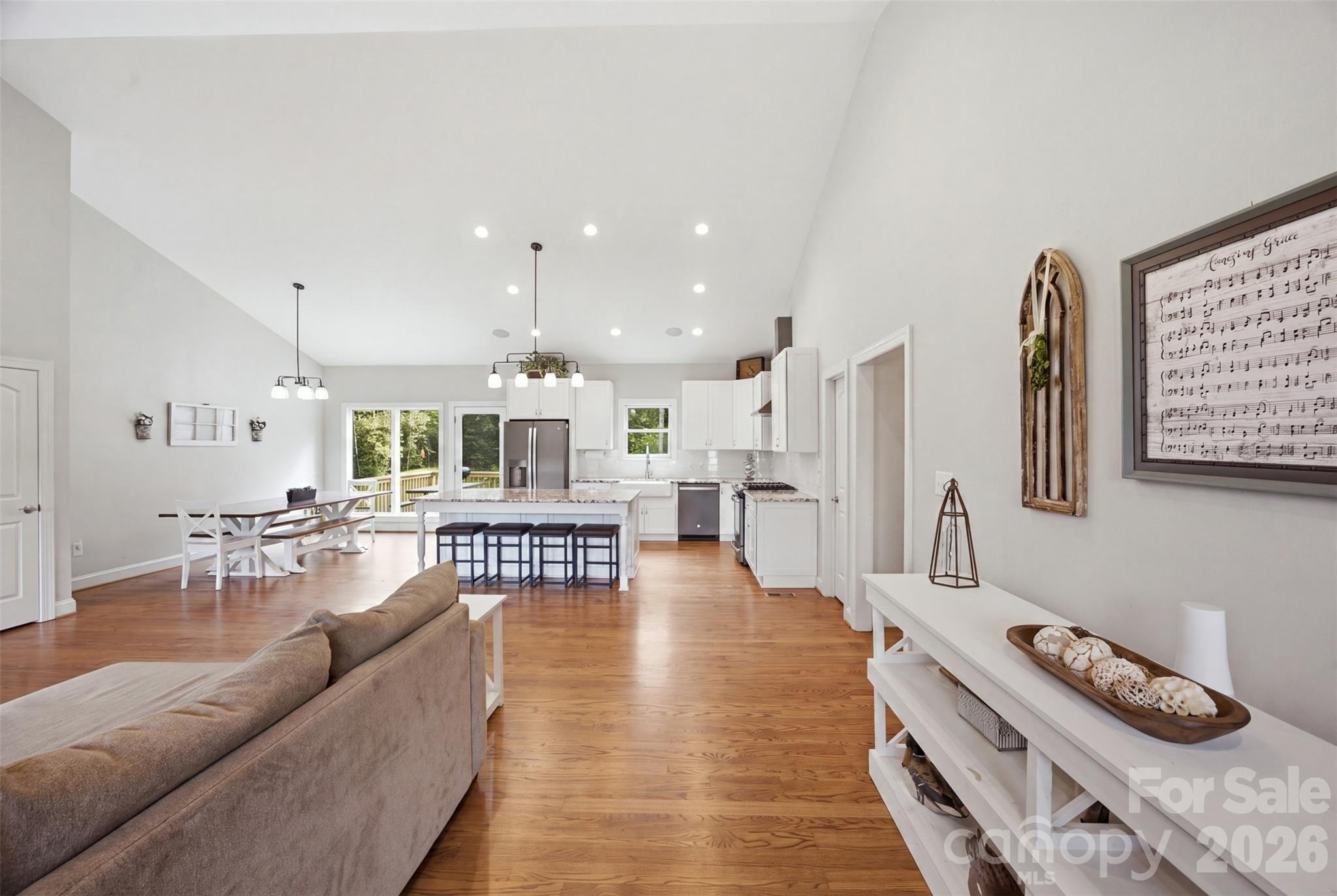 2453 Quarry Road