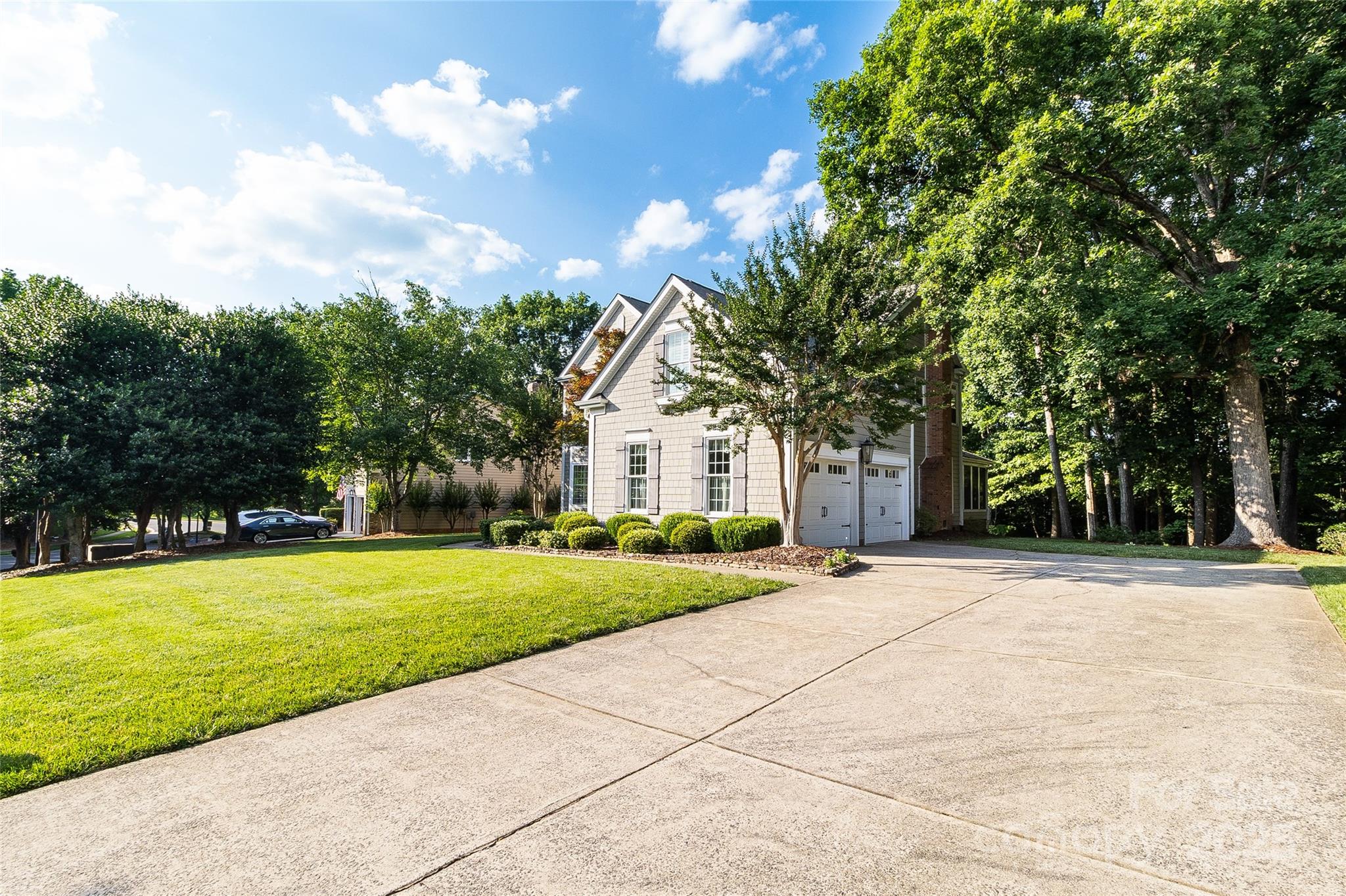10927 Thornhill Club Drive