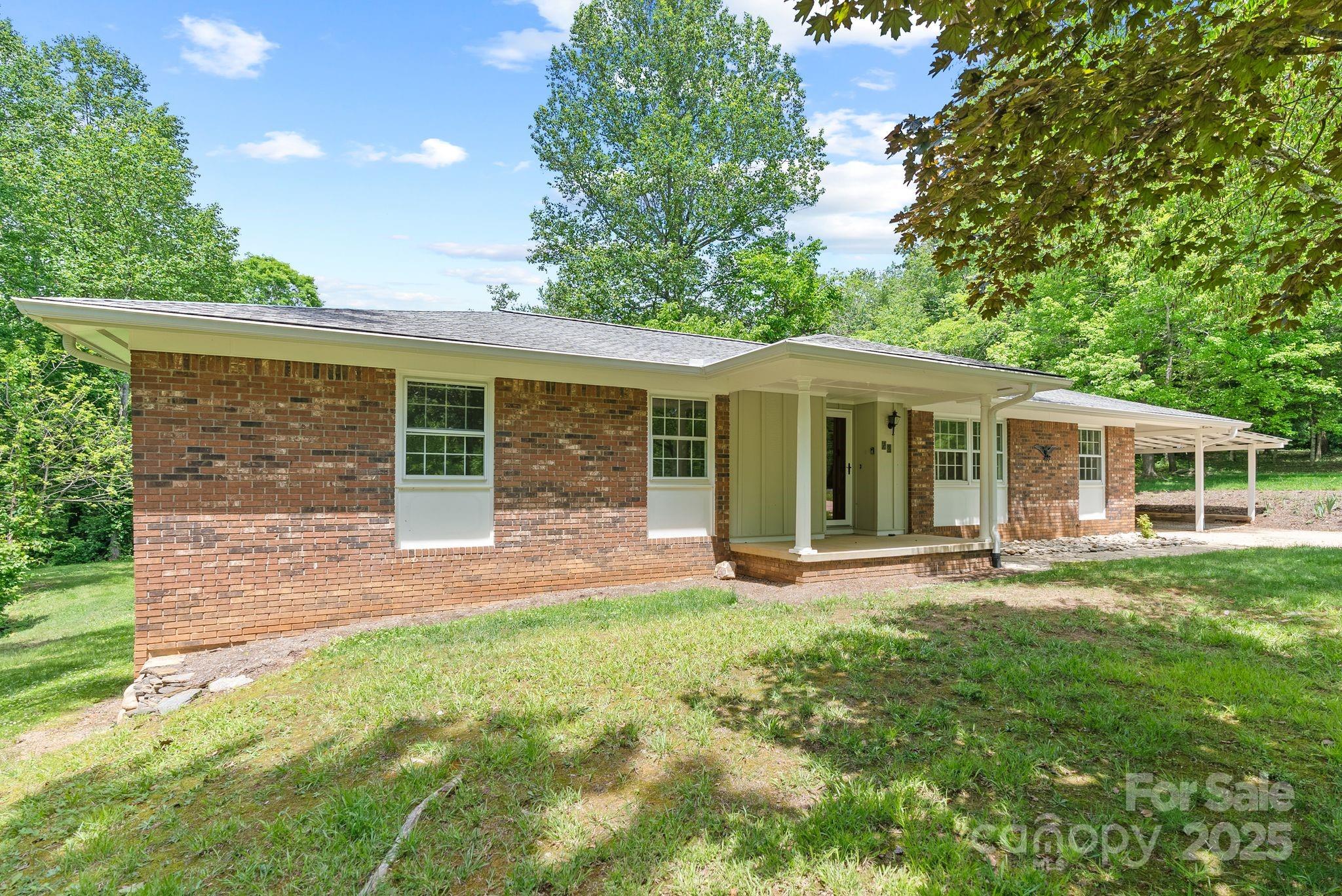 12 Springwood Drive