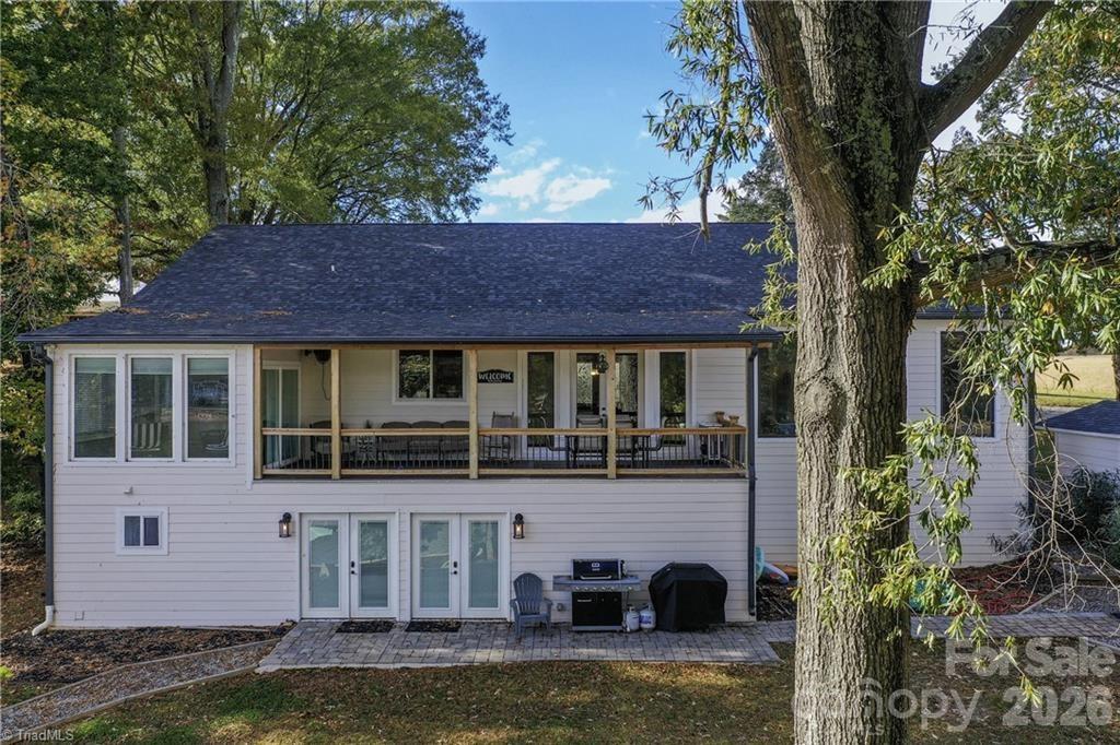 1902 Riverview Road Extension