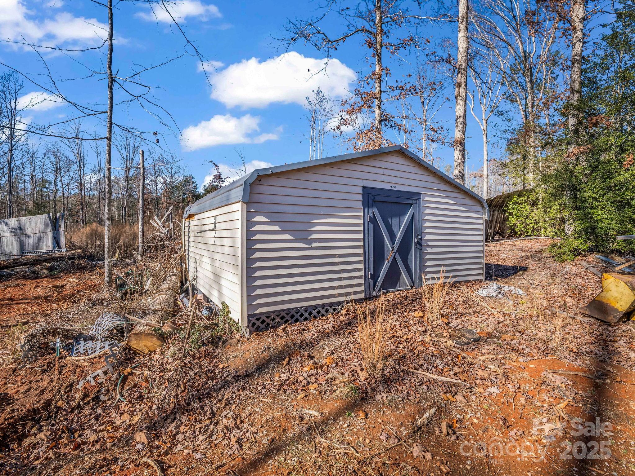 1095 Centennial Road