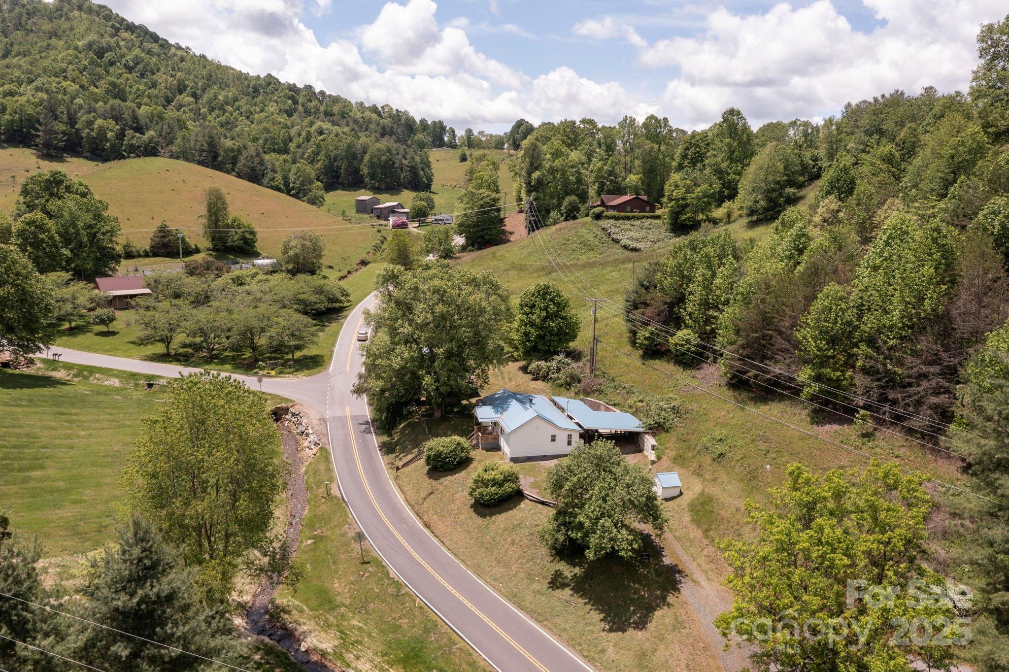 1022 Phipps Creek Road