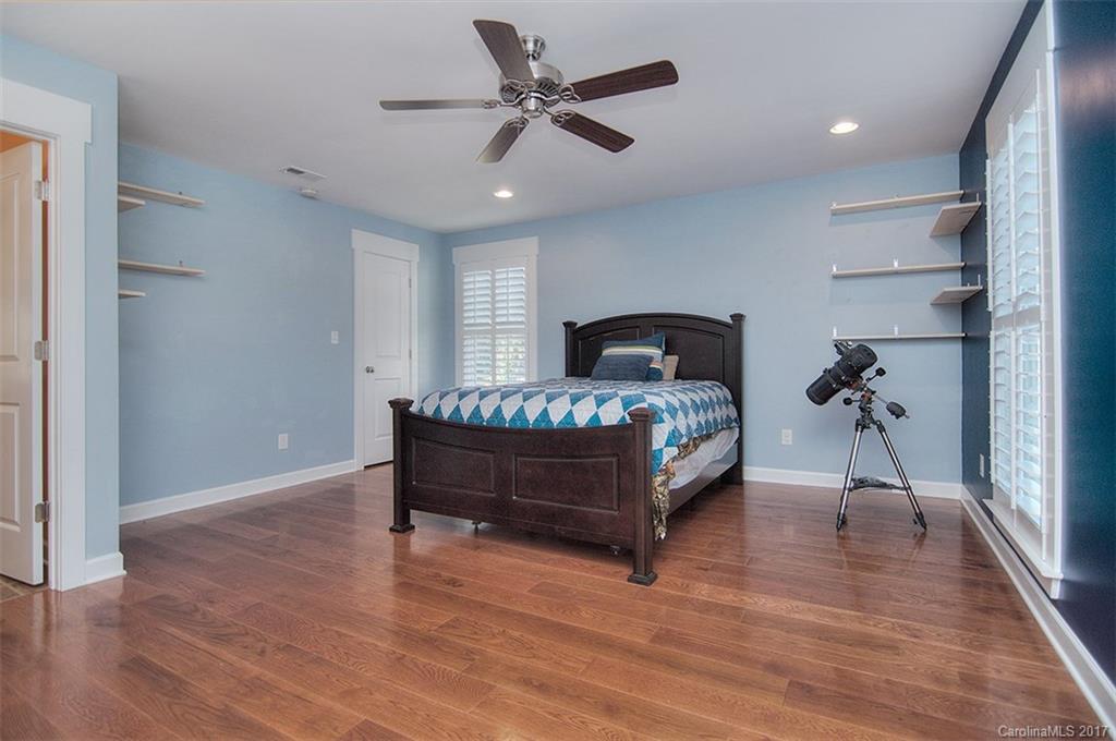 Lake Shore - Residential