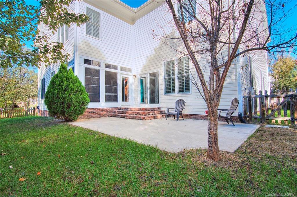 Lake Shore - Residential