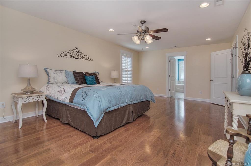 Lake Shore - Residential