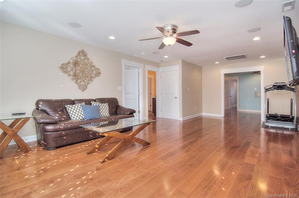 Lake Shore - Residential