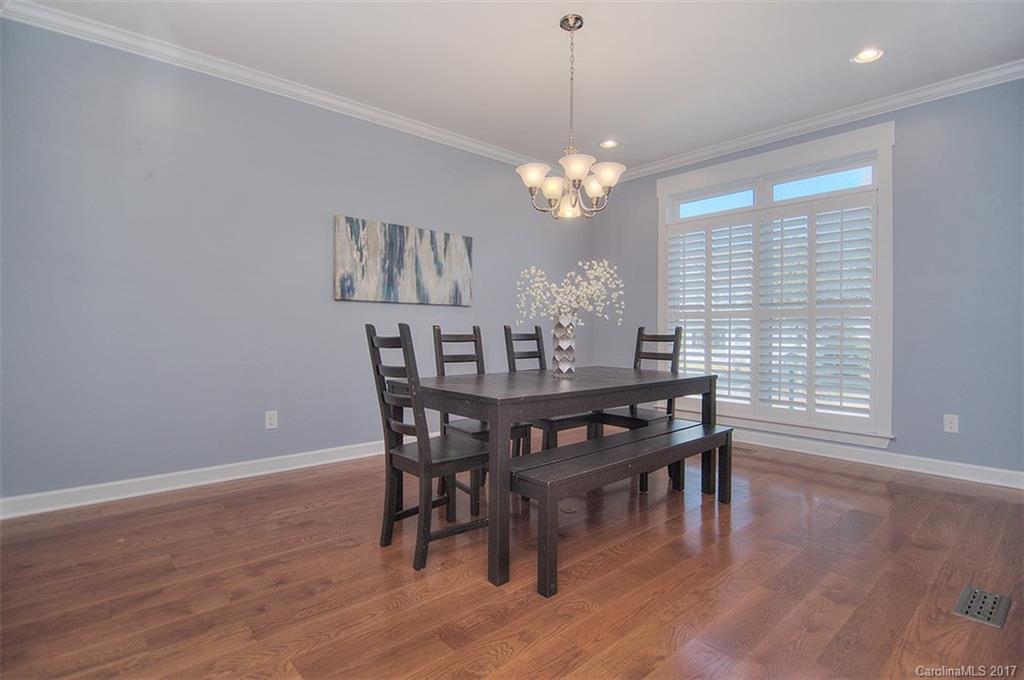 Lake Shore - Residential