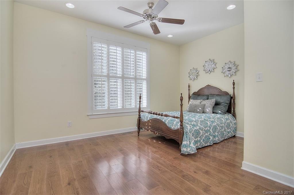 Lake Shore - Residential