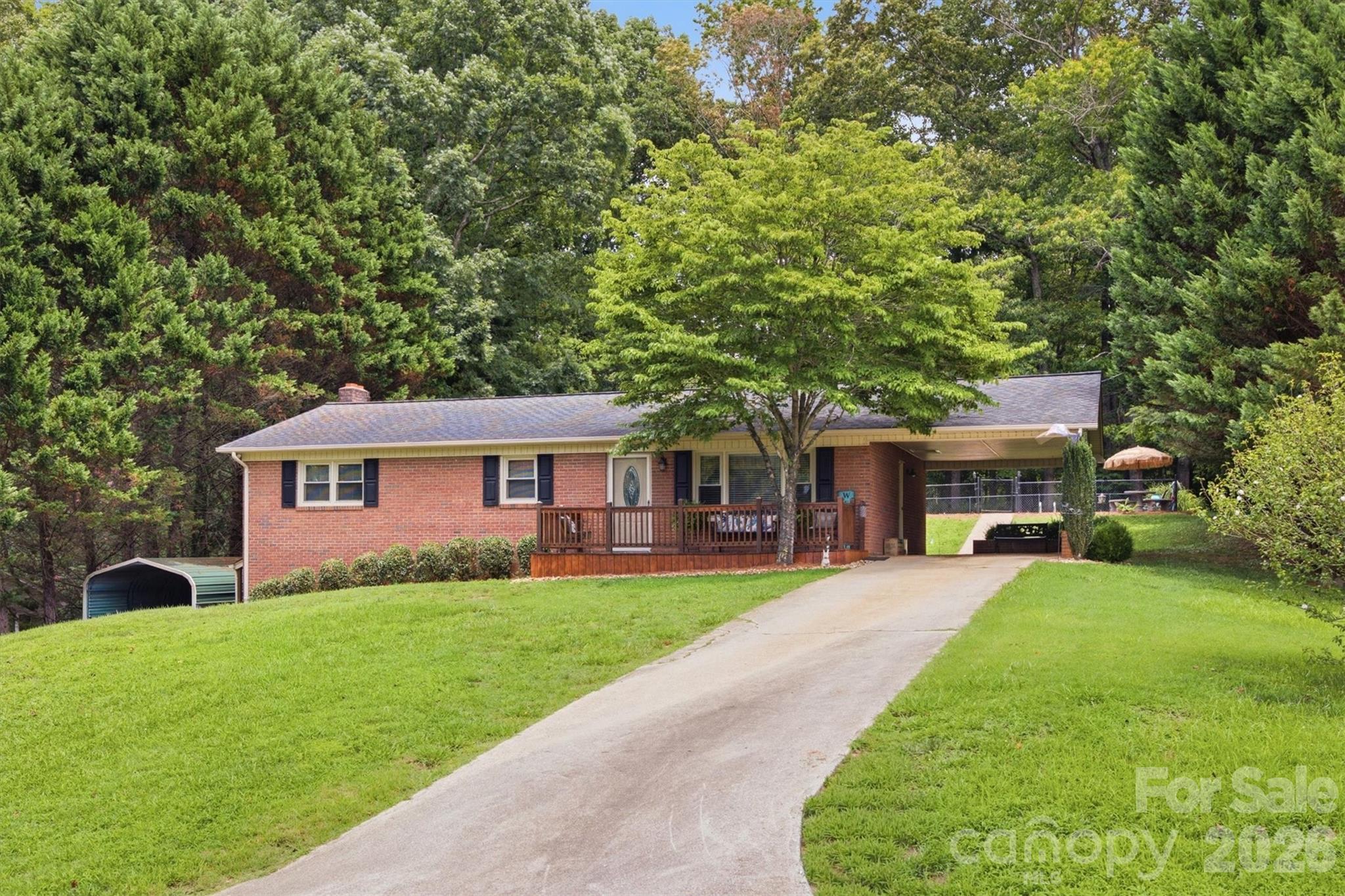 2516 Corolla Hills Drive, Lenoir, NC, 28645