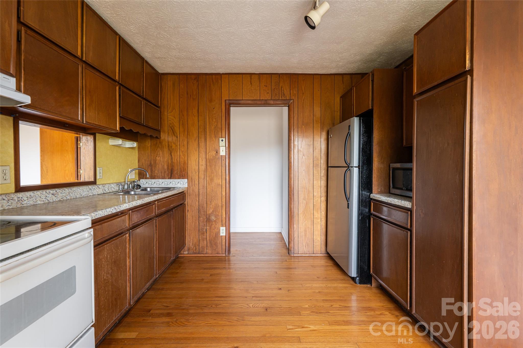 Kenilworth - Residential Income