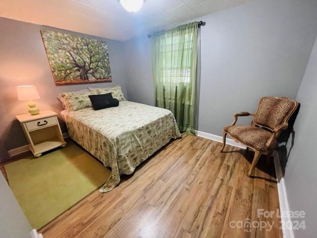 Lake Shore - Residential Lease