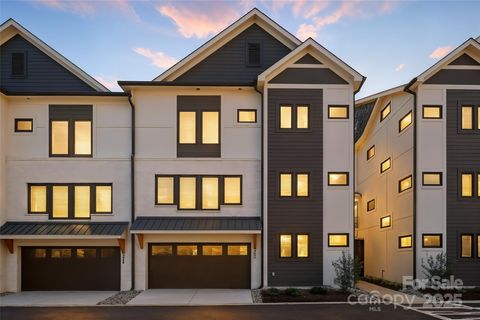 4211 Walker Road Charlotte NC 28211