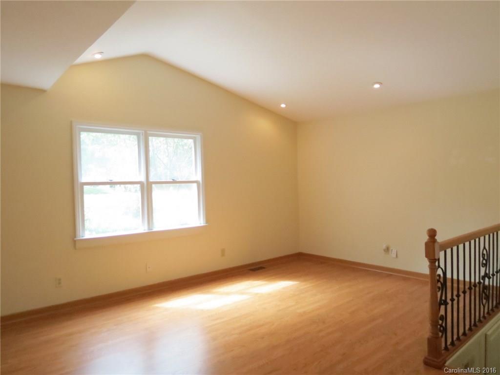 Walnut Ridge - Residential