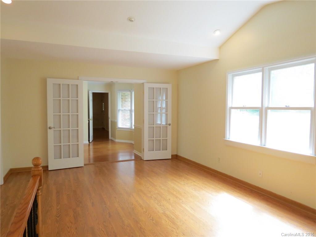 Walnut Ridge - Residential