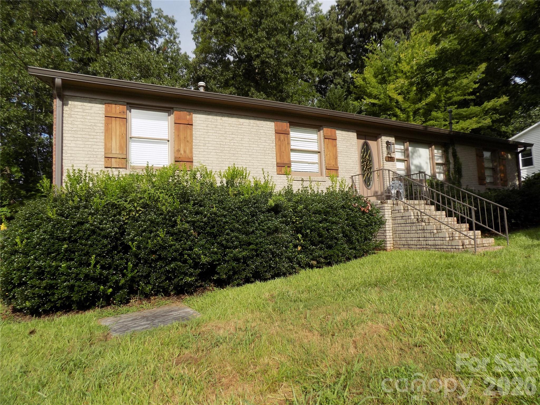 135 Bright Avenue