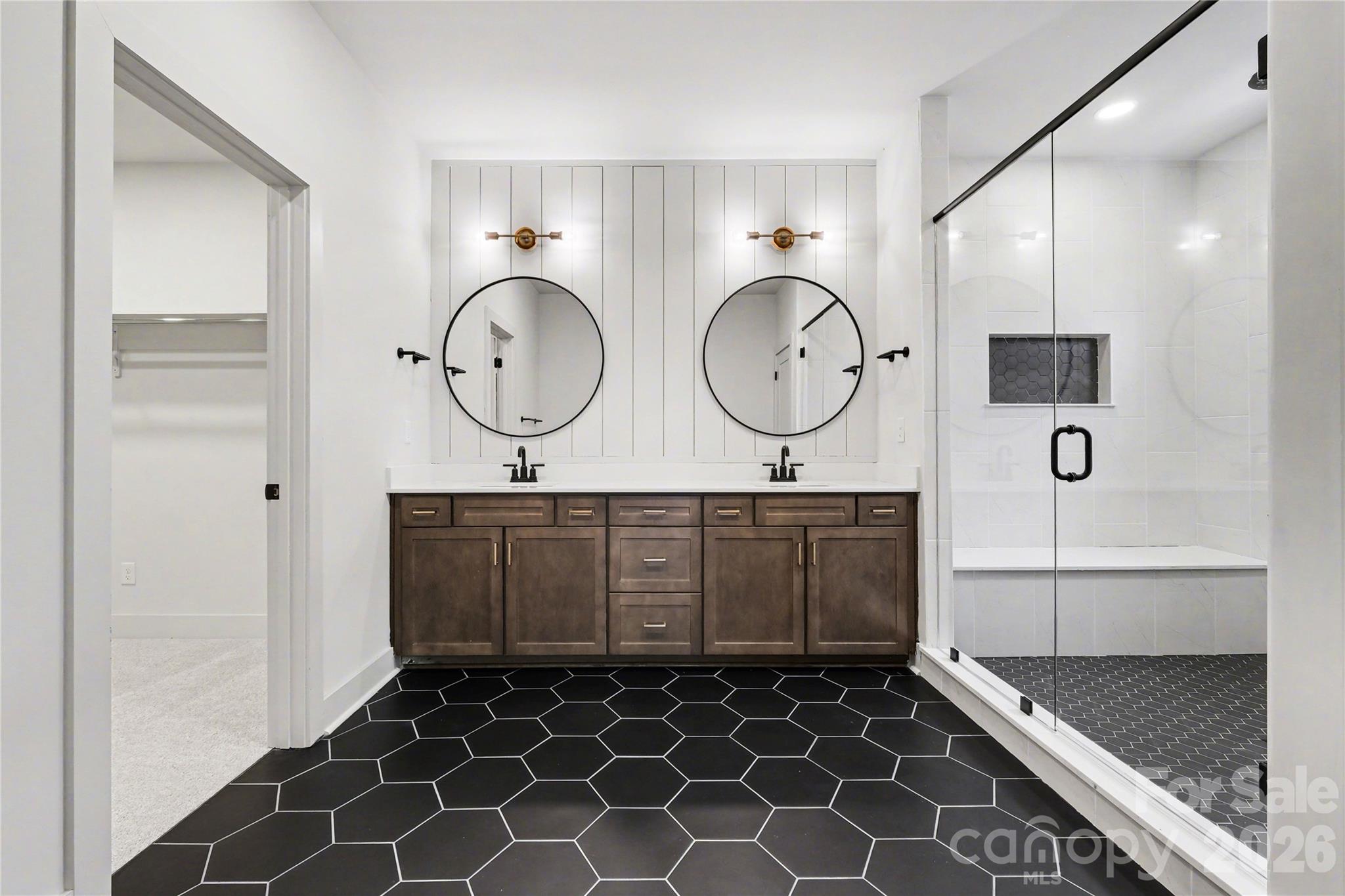 2416 Crestview Drive