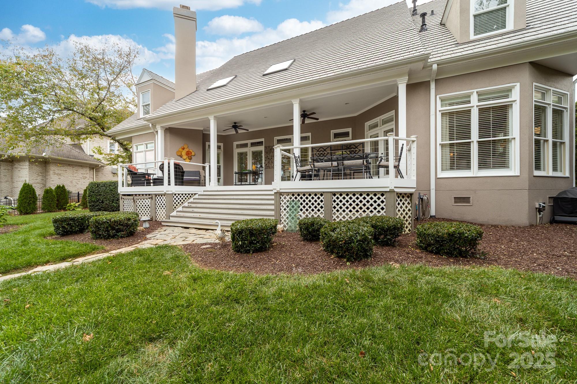 The Peninsula - Residential