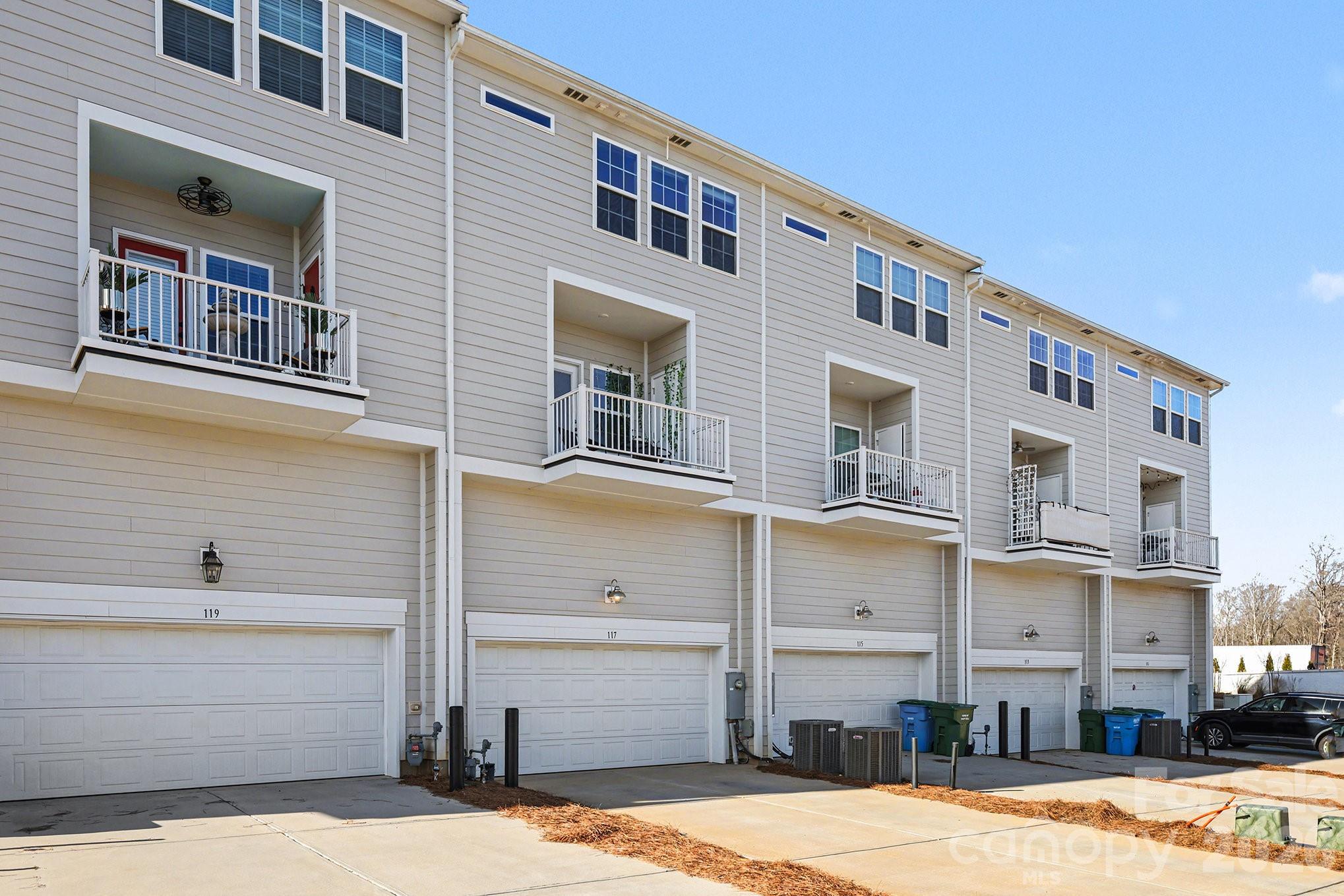 Elizabeth - Residential