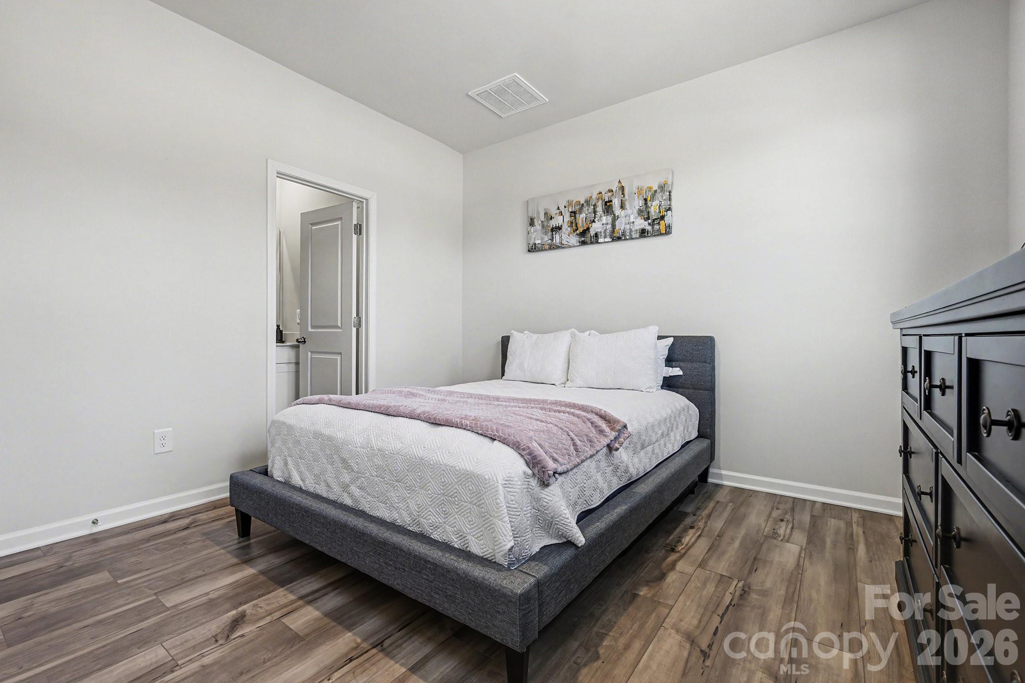 Elizabeth - Residential