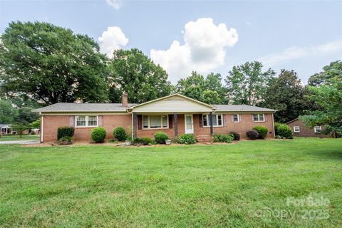 2546 E NC 150 Highway Lincolnton NC 28092