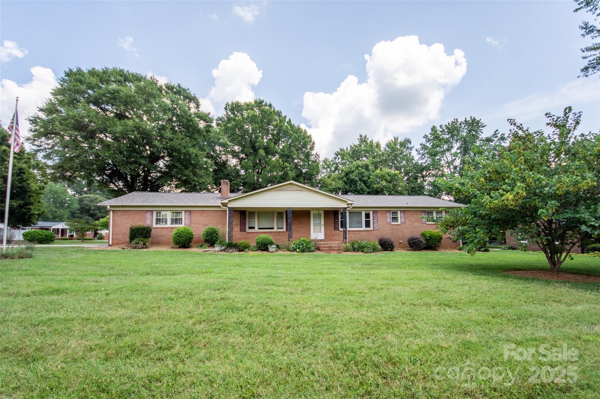 2546 E NC 150 Highway