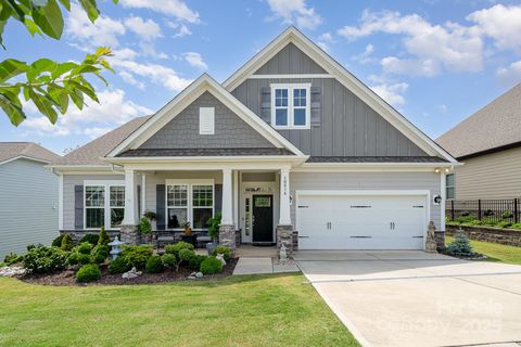 10016 St Kitts Landing Lane Charlotte NC 28278